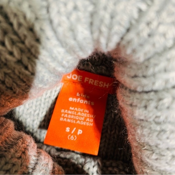 JOE Fresh girls 6Y turtleneck sweater with cable knit pattern - Picture 2 of 3